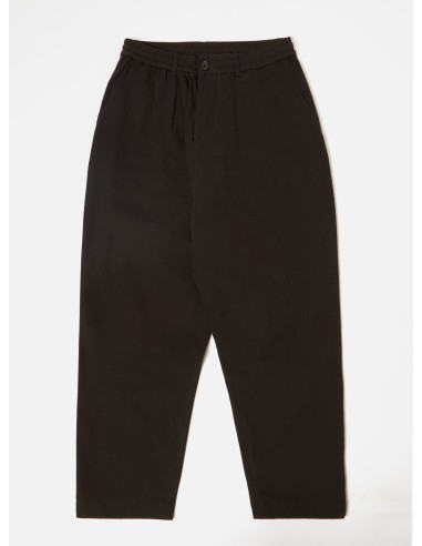 Universal Works Pleated Track Pant in Black Winter Twill acheter en ligne