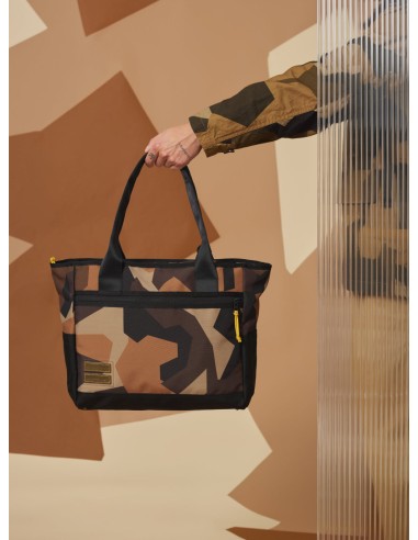 master-piece x Universal Works Tote Bag in Camo Recycled Tech Canvas sélection de produits