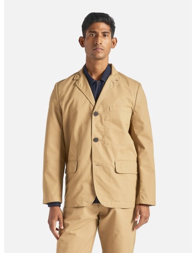 Universal Works Capitol Jacket in Sand Brushed Polytech Le MVP de beaucoup