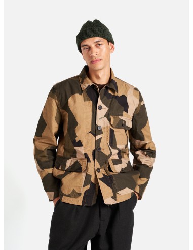 Universal Works Utility Jacket in Brown Swedish Camo Venez acheter