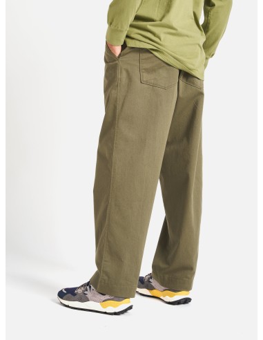 Universal Works Duke Pant in Light Olive Twill destockage