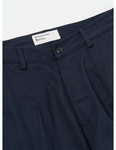 Universal Works Loose Cargo Pant in Navy Winter Twill Découvrez la collection