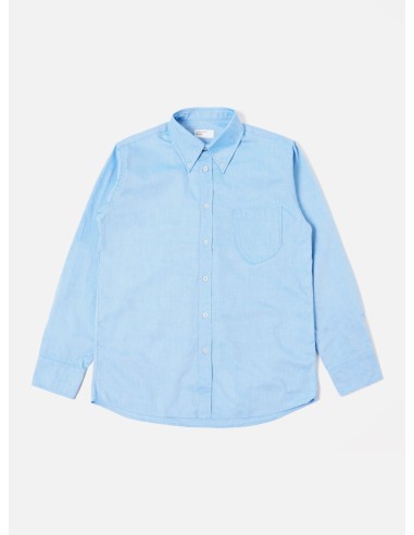 Universal Works Daybrook Shirt in Blue Organic Oxford est présent 