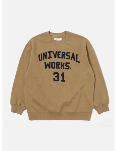 Universal Works Embroidered Sweatshirt in Sand Brush Back Sweat brillant des détails fins