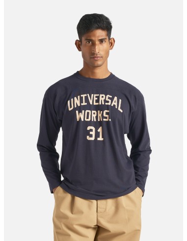 Universal Works Football T Shirt in Navy Single Jersey UW31 brillant des détails fins