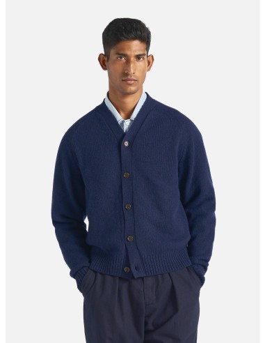 Universal Works David Cardigan in Navy Eco Wool Toutes les collections ici