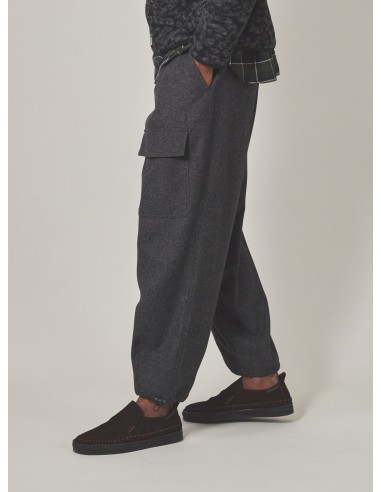 Universal Works Loose Pilot Trouser in Grey Anders Wool Upcycled Les êtres humains sont 