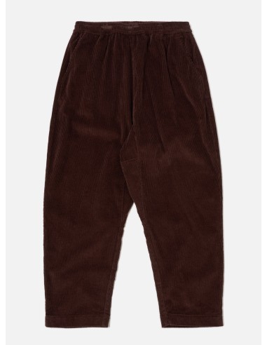 Universal Works Braga Pant in Rich Brown 6 Wale Cord sur le site 