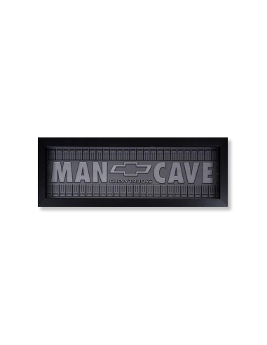 Chevy Trucks Man Cave Tread Framed Print de l' environnement