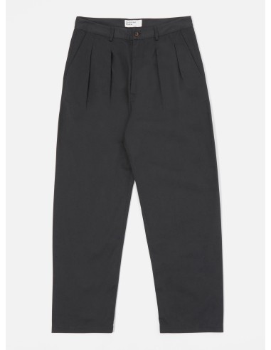 Universal Works Double Pleat Pant in Black Twill livraison gratuite