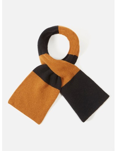 Universal Works Deluxe Football Scarf in Black/Gold Soft Wool en stock