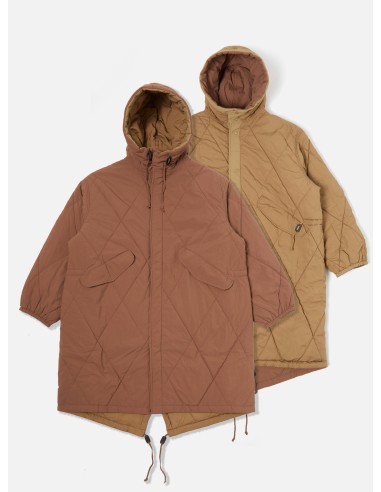 Universal Works Diamond Quilt Parka in Brown Recycled Nylon de l' environnement