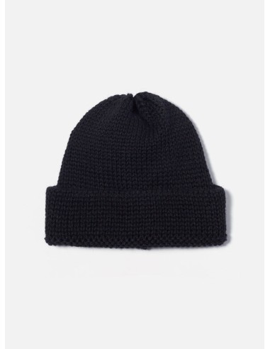 Universal Works Short Watch Cap in Black British Wool offre 